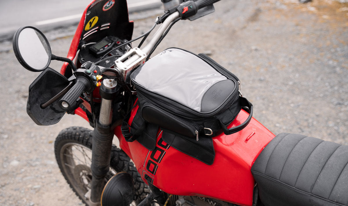 Best universal magnetic tank bag moto.