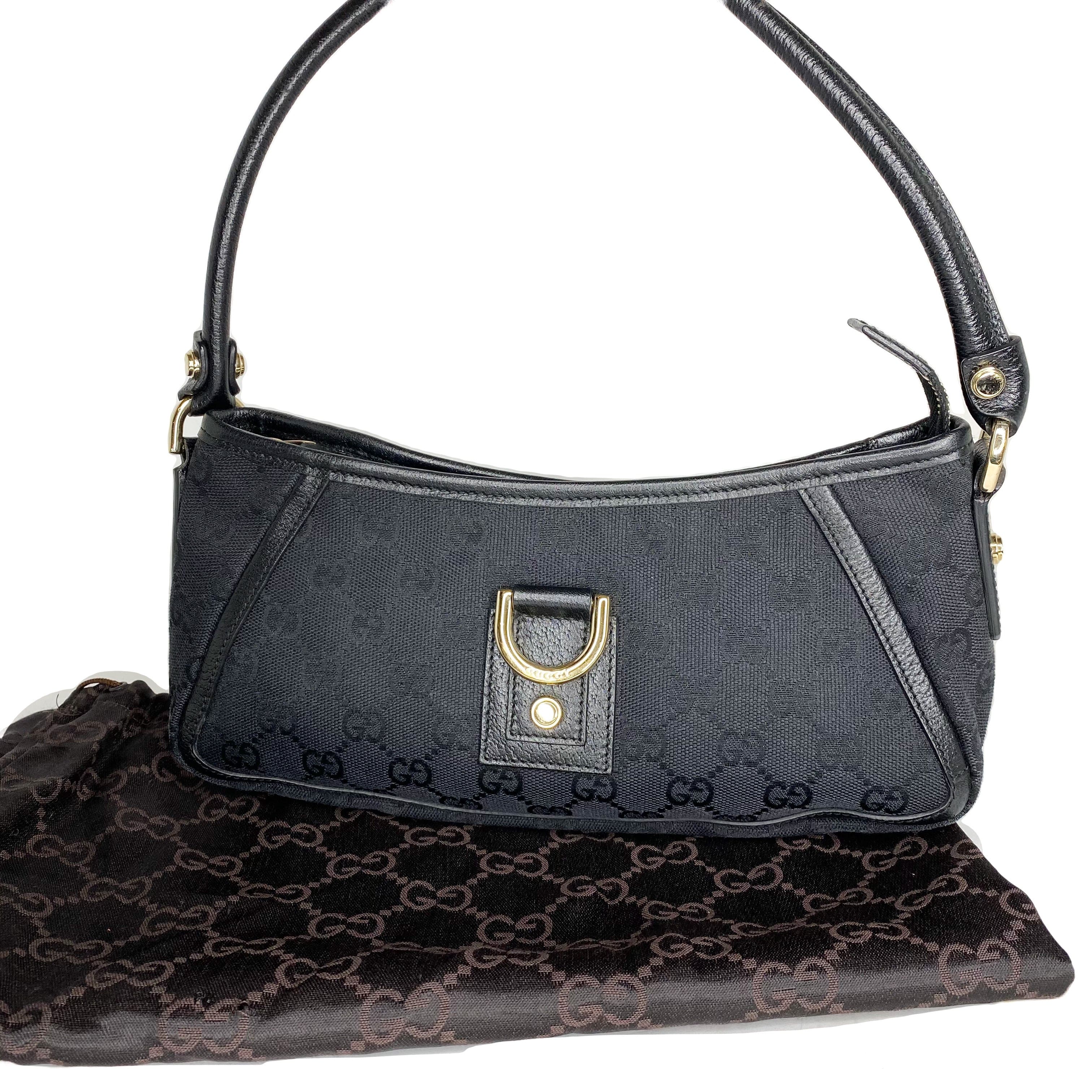 Gucci Black GG Canvas D Ring Pochette – SoHo Luxury Exchange