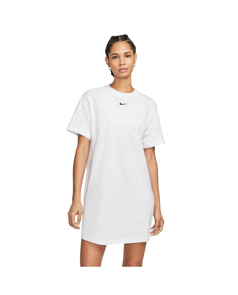 esposa Habubu Evaluación Nike Sportswear Essential Women's Short-Sleeve T-Shirt Dress | STASHED