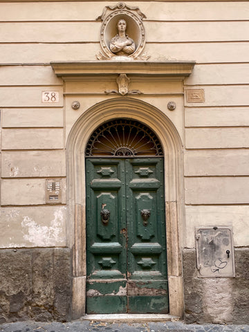 green door in rome