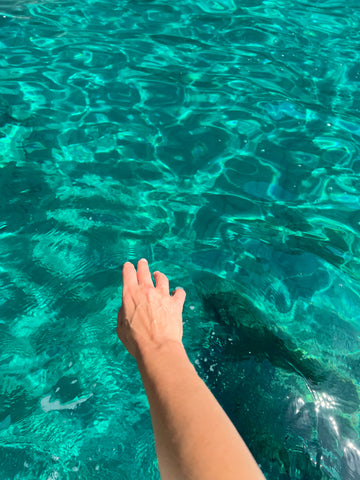 Island Hopping | My Summer in Greece Elsie Green