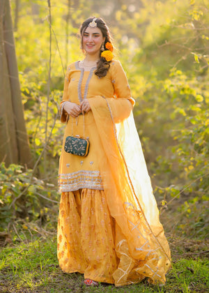 Saffron Gharara for Women