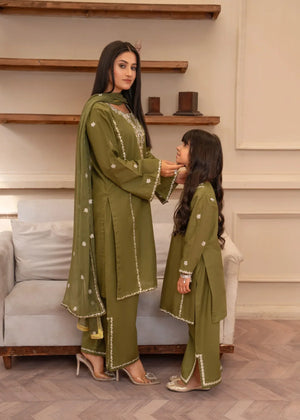 Olive green Kurta Set for Girl