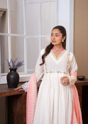 White Pishwas for Women