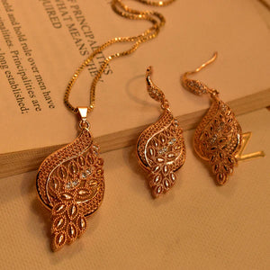 Gold Jewelry Set for Women