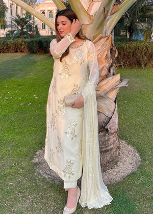 Off-white Kurta Set for Women