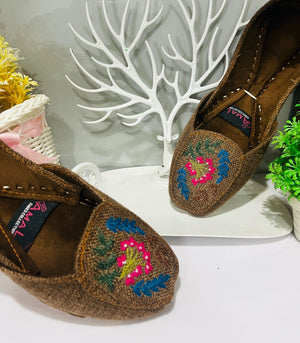Camel brown Khussa for Women