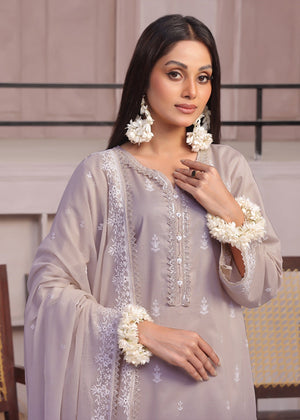 White Unstitched for Women