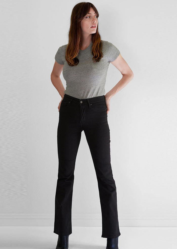 Levi's Women's 725 High Rise Bootcut Jeans - 18759-0063-Black – LAAM