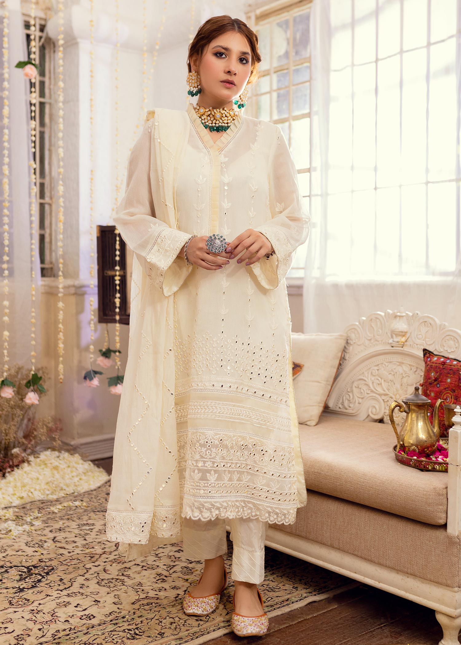 White Dress Design Ideas simple and comfortable Eid Dress, beautiful white  Dress for Eid - YouTube