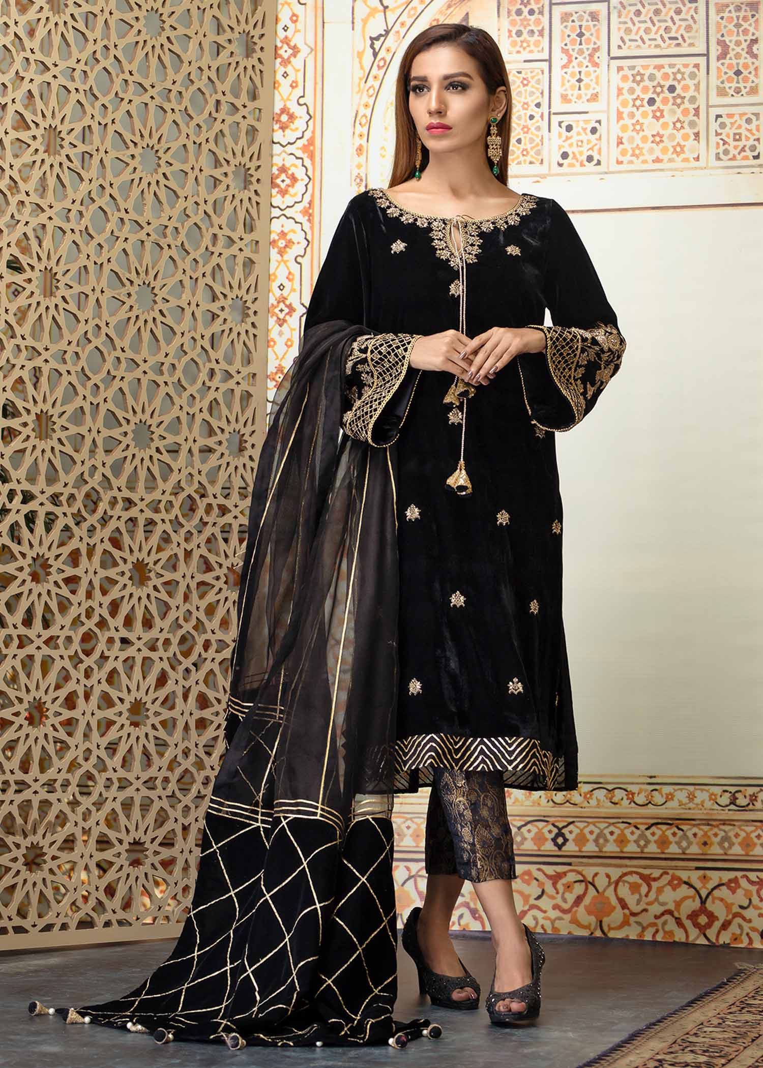 Laam Pakistan | Mumtaz Laam Clothes Design Eastern Dresses Kurti ...