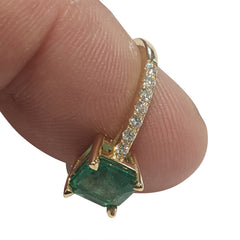 1.16ct Emerald Ring with Diamonds set in 14kt Yellow Gold