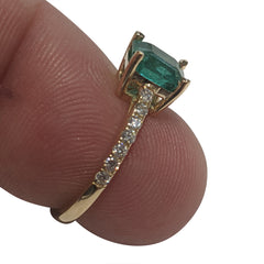 1.16ct Emerald Ring with Diamonds set in 14kt Yellow Gold