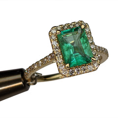 1.87ct Emerald Ring with Diamonds set in 18kt Yellow Gold