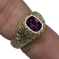 2.50ct Umbalite Garnet Set in Yellow Gold 'Rock Ring'