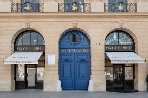 The Van Cleef & Arpels store at Place Vendôme in Paris, France which first opened in 1906; Image: Noblesse & Royautés