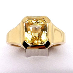 4ct GIA Certified Yellow Sapphire set in 18kt Yellow Gold