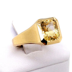 4ct GIA Certified Yellow Sapphire set in 18kt Yellow Gold