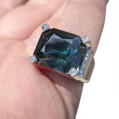 15.61ct Unheated Teal Blue Sapphire Diamond Ring set in 18kt White Gold