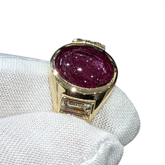 Tourmaline, Diamond Ring set in 18k Yellow Gold