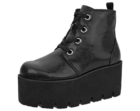 Boots on Tukshoesoutlet.com – T.U.K. Footwear Outlet