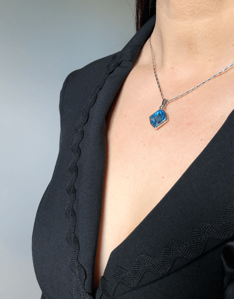 
Ocean Blue Crystal Necklace, Shades of Blue and Beachy