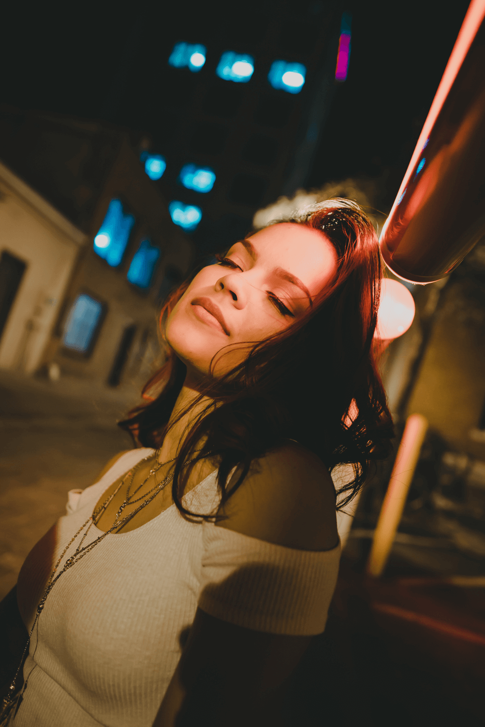 girl with a body chain with a simple short pendant