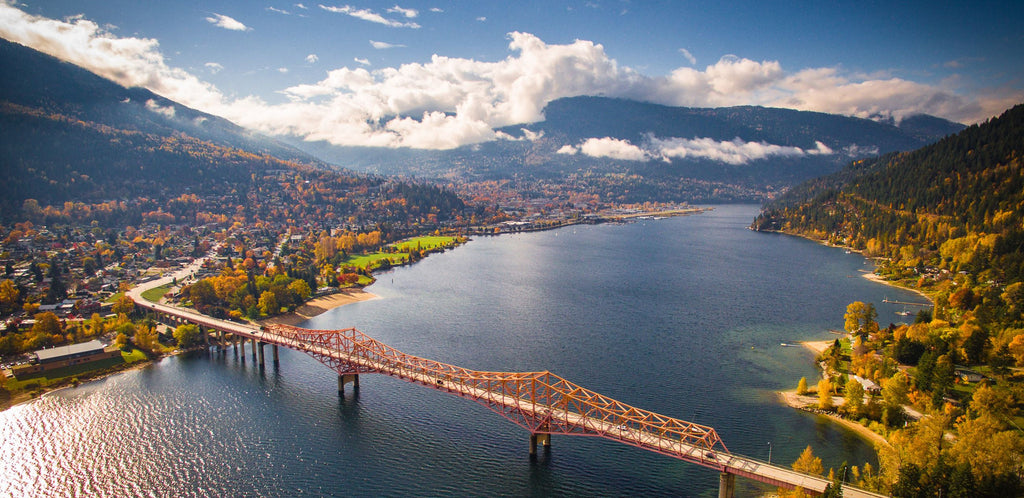 10 Of The Coolest Small Towns In British Columbia | tentree®