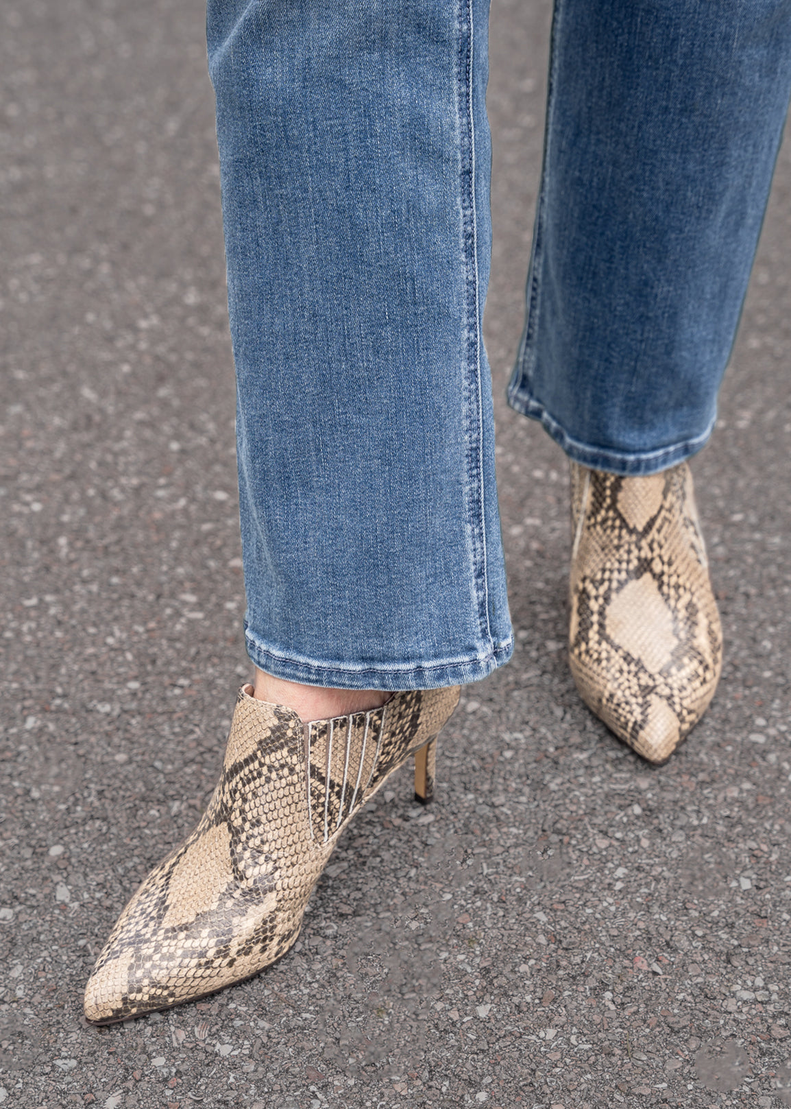 Who knew a skinny heel could be so comfortable? If you haven’t tried a pair of Inez shoes I don’t know what the heck you’re waiting for. Comfort like you wouldn’t believe.