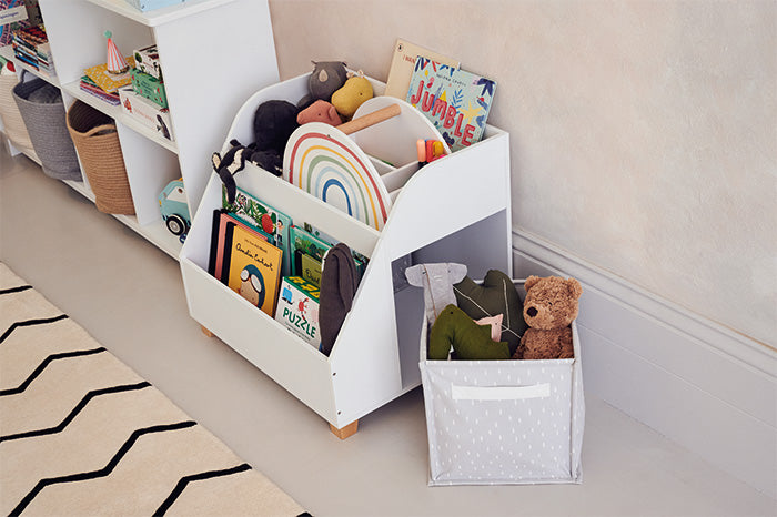 Low level children's toy and book storage