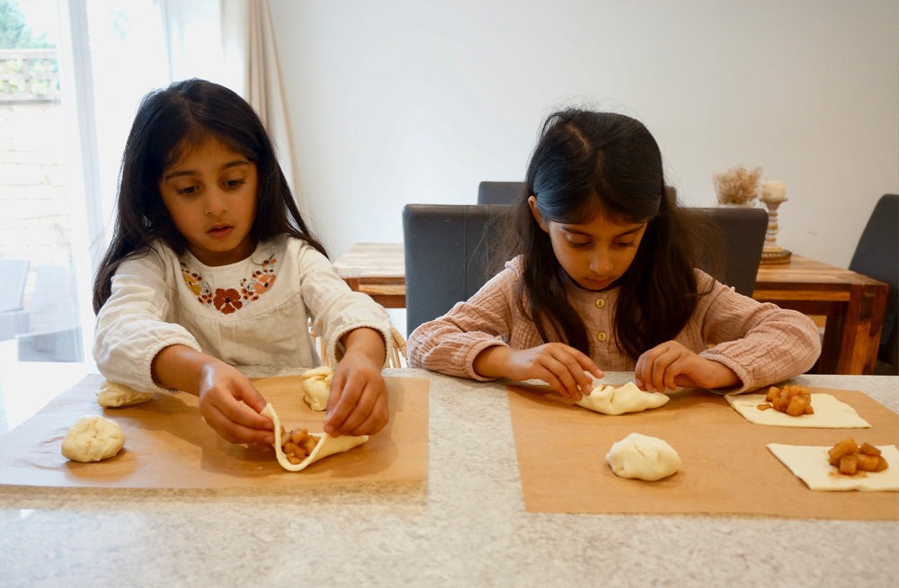 Making puff pastry pumpkins