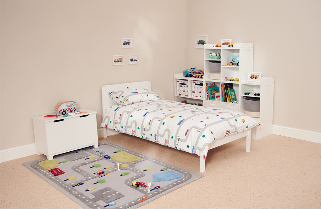 slide and store toy box in car themed bedroom