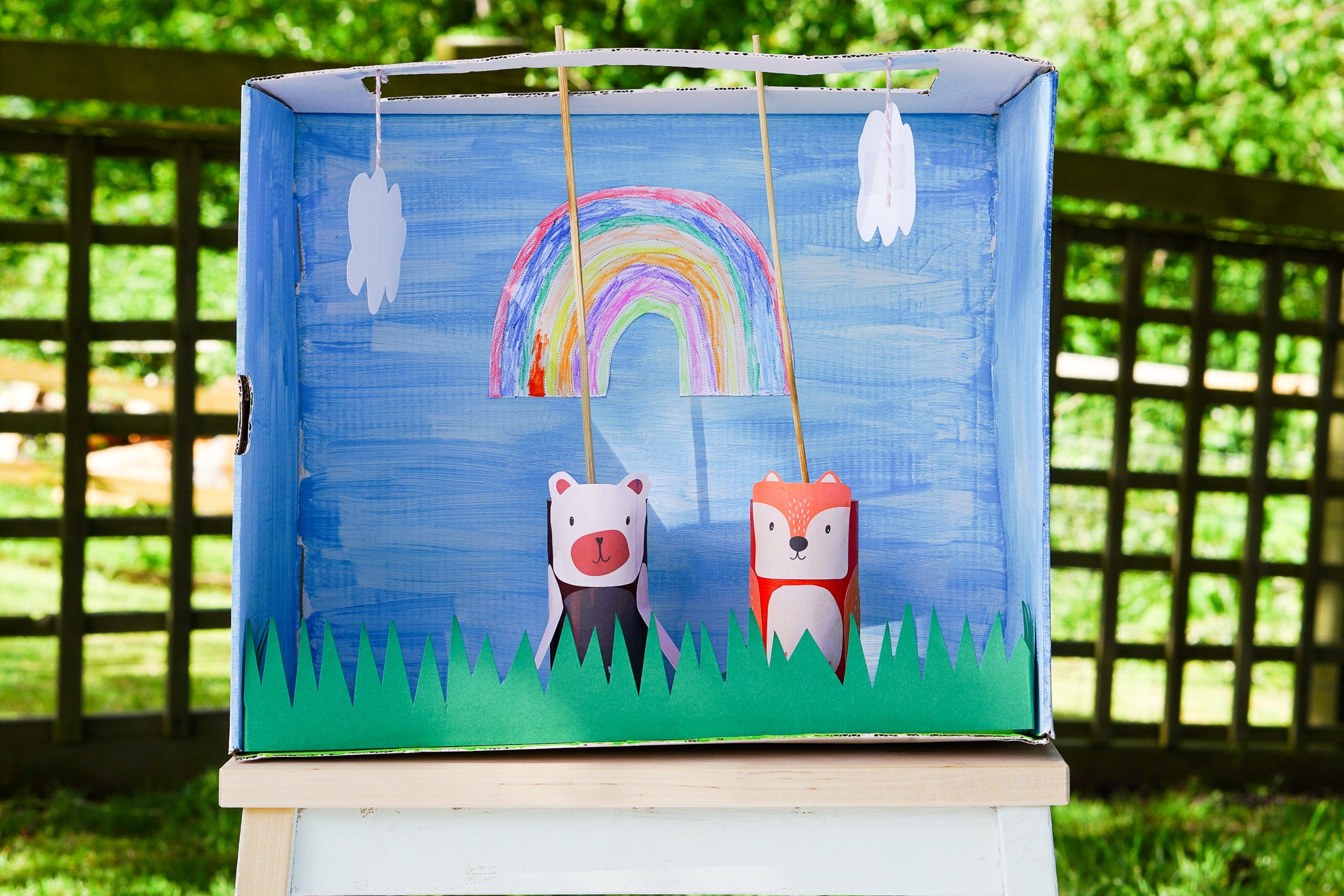 How to Make a Puppet Theatre for Children: DIY Tutorial