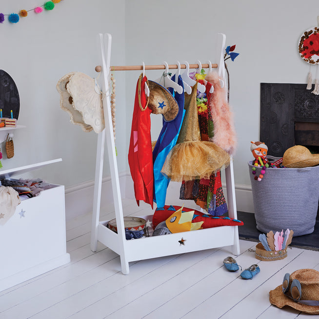 amelia kids dressing table