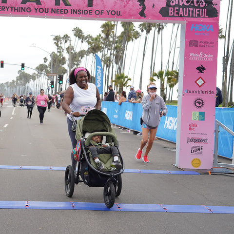 Kiana Shelton with Bumbleride Speed in Camp Green