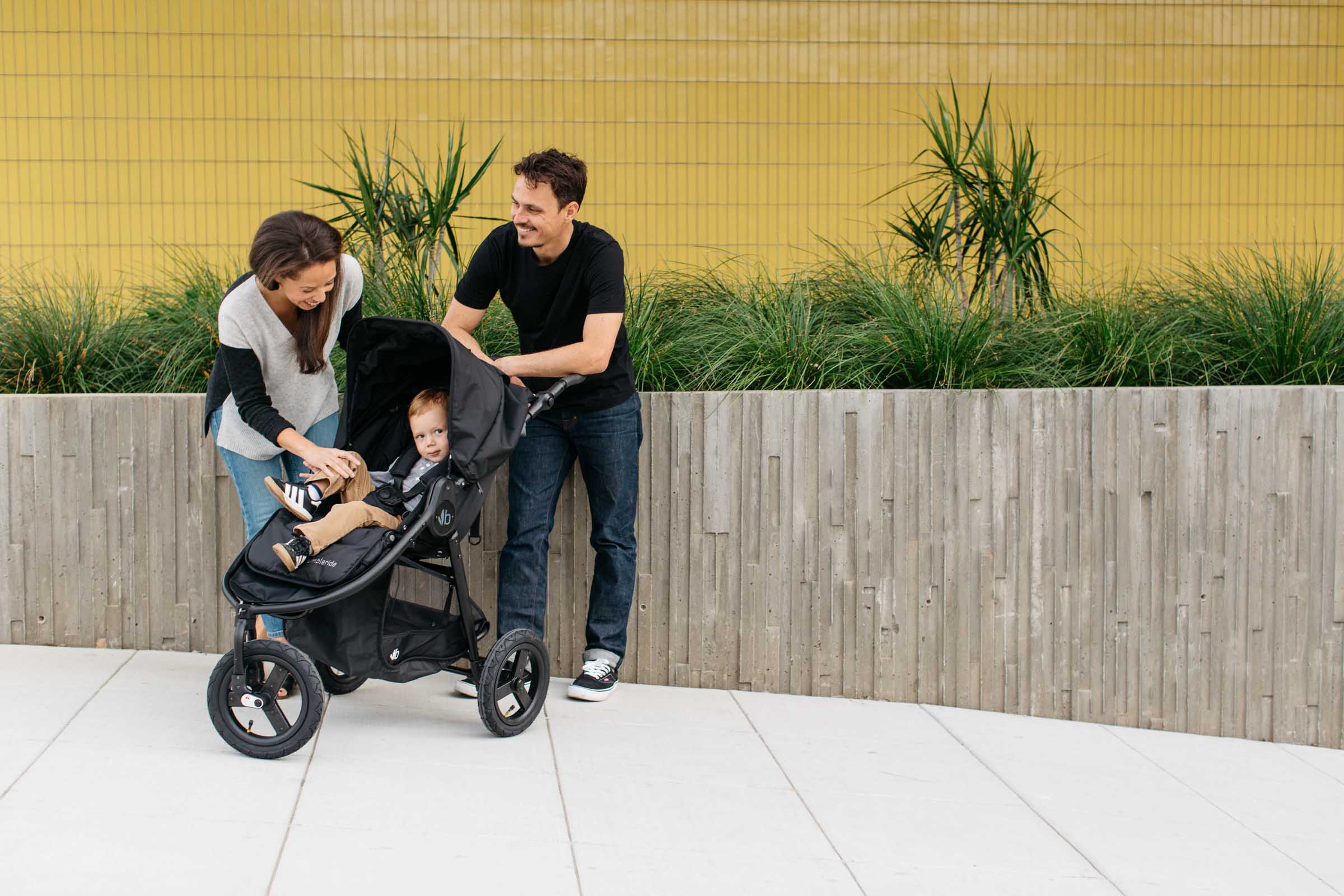 2021 Bumbleride Indie Matte Black at home