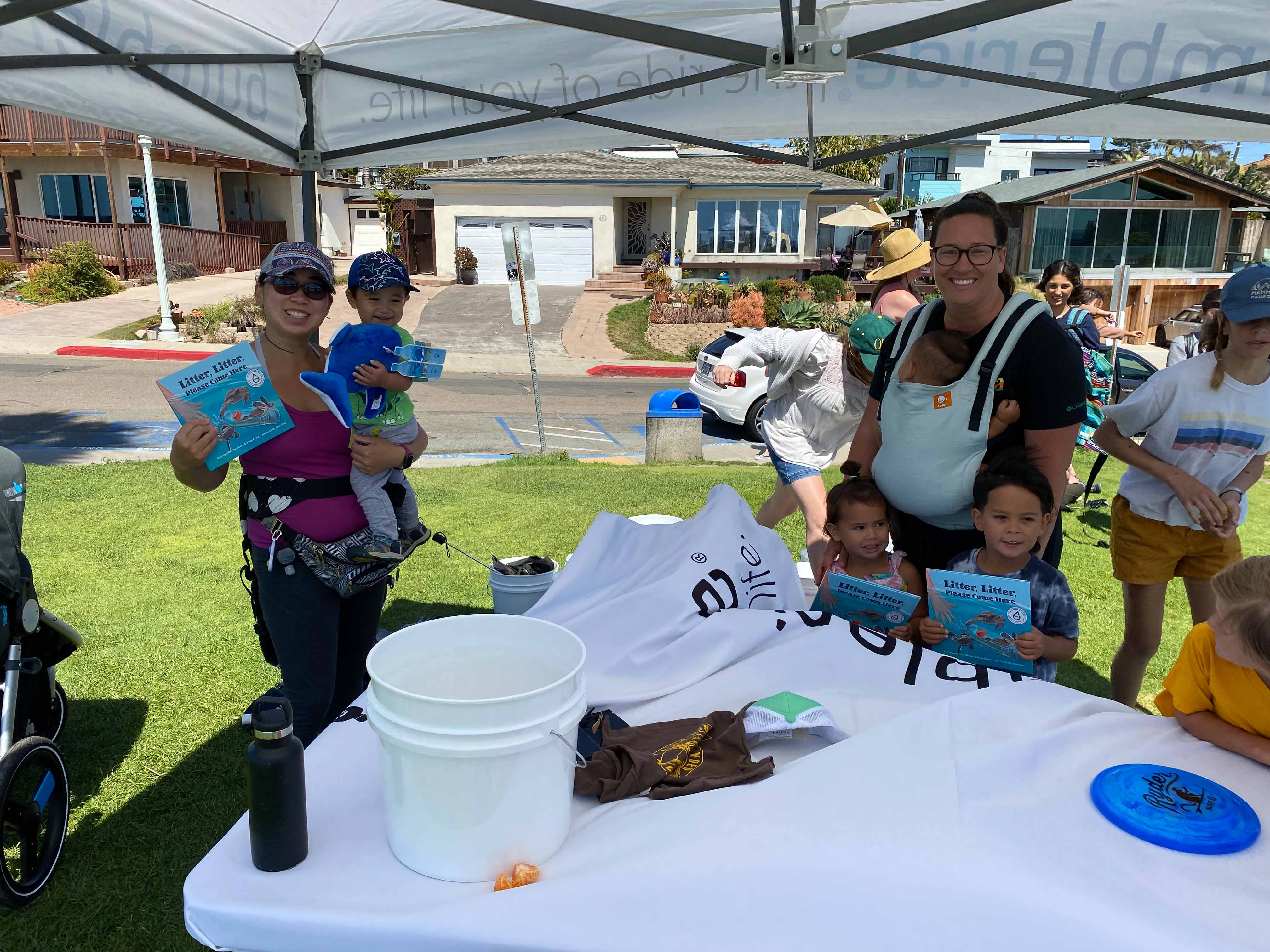 Picture of giveaway winners at bumbleride beach cleanup