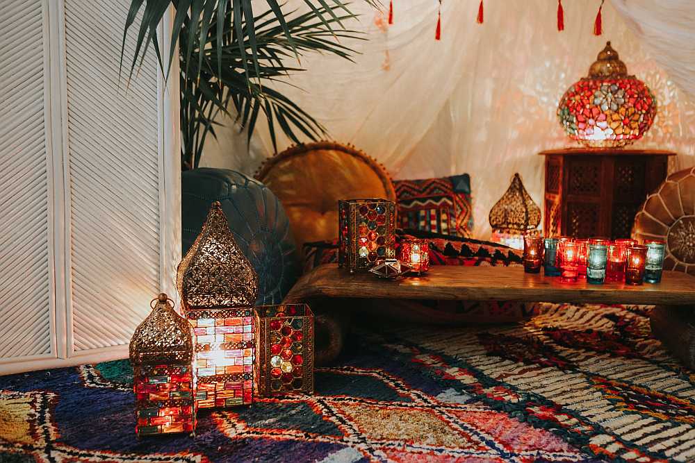 Moroccan lamps in shop