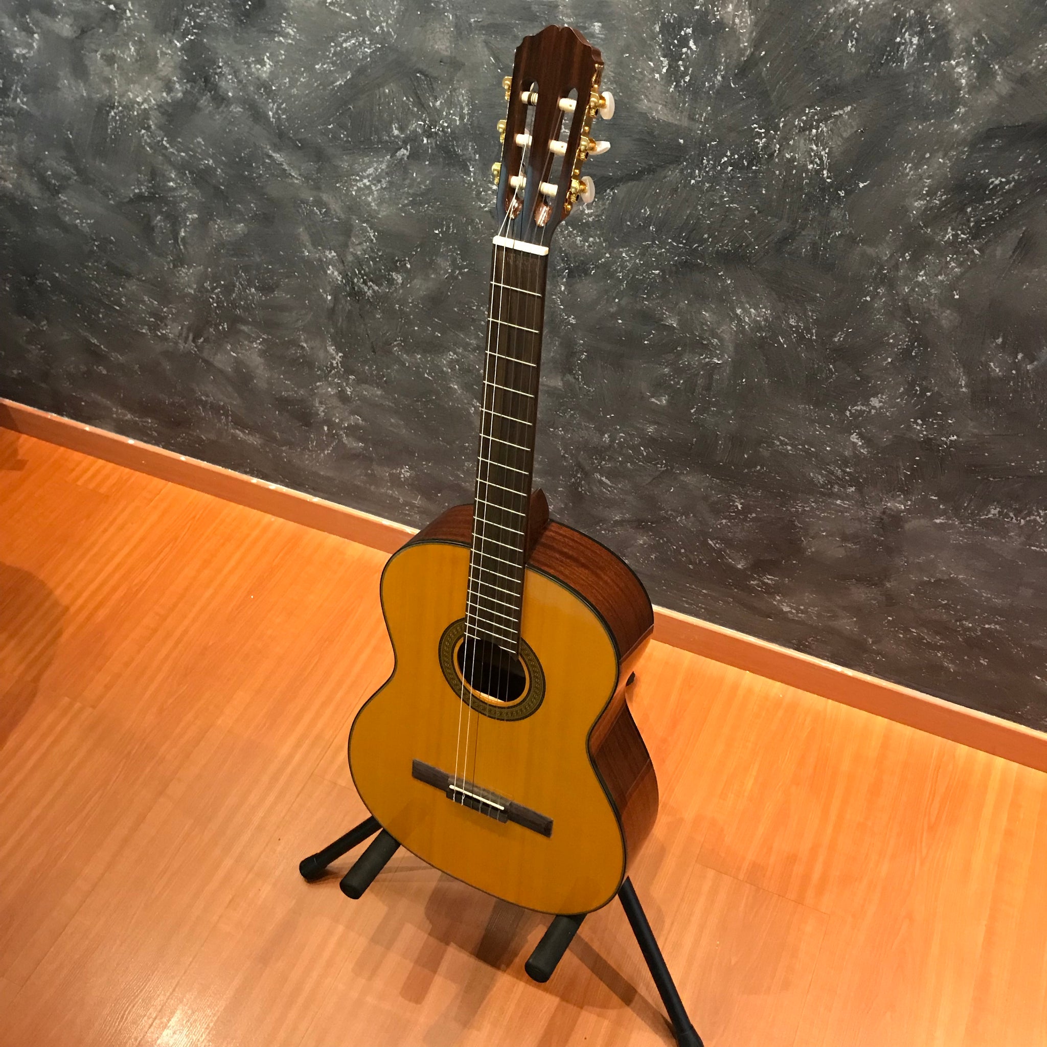 fg 331 yamaha guitar