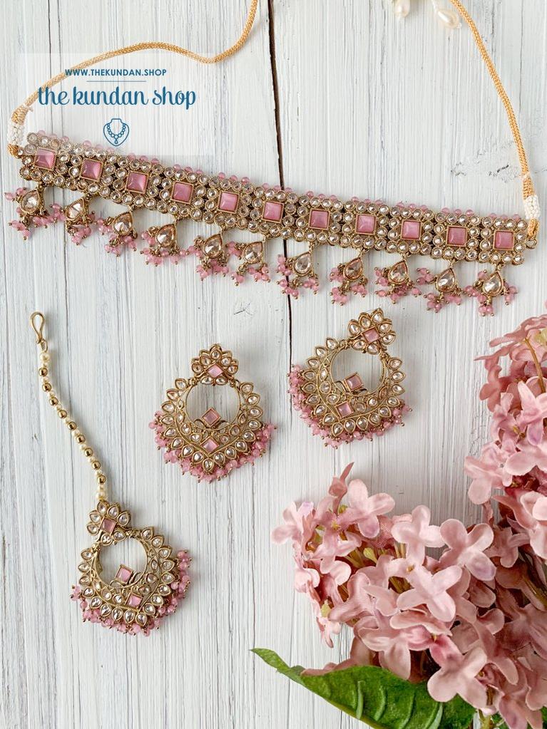 Favorable in Pink Necklace Sets THE KUNDAN SHOP 