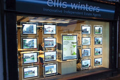 Mid West Displays Reviews Ellis Winters Estate Agents