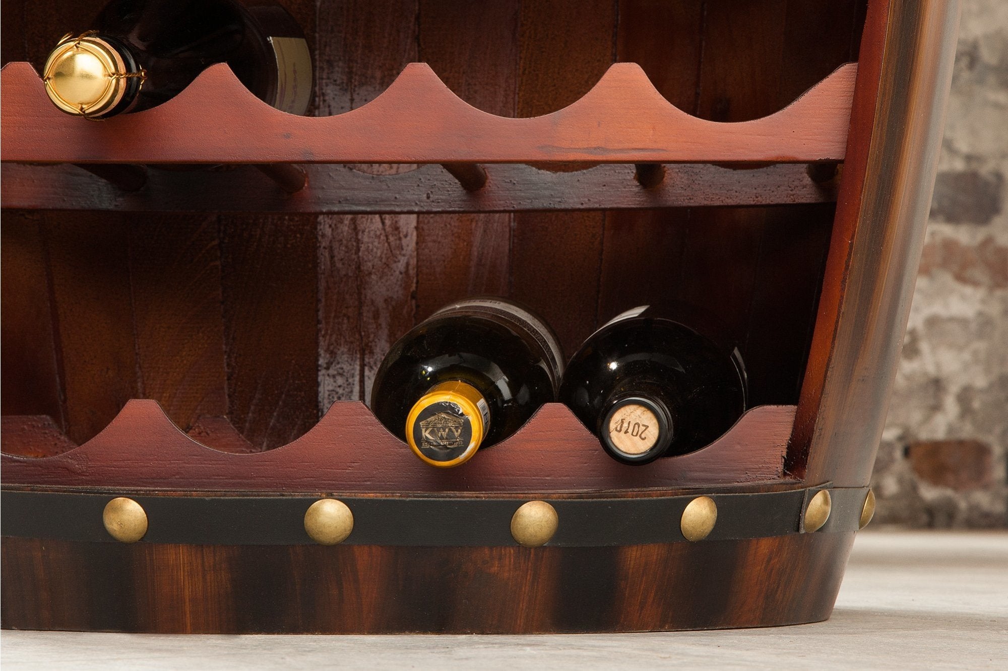 Invicta chateau kávé színű bortartó 80cm