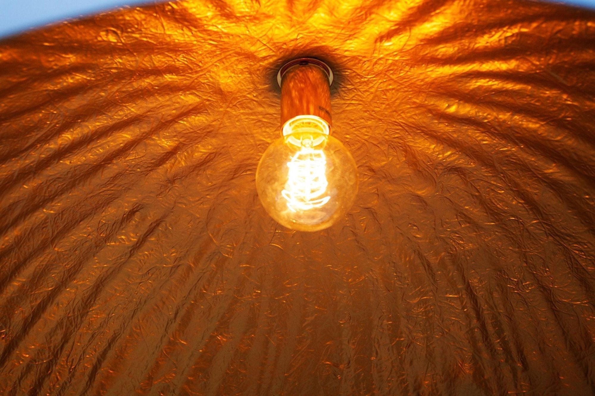Invicta glow szürke-arany üvegszál függőlámpa 70cm
