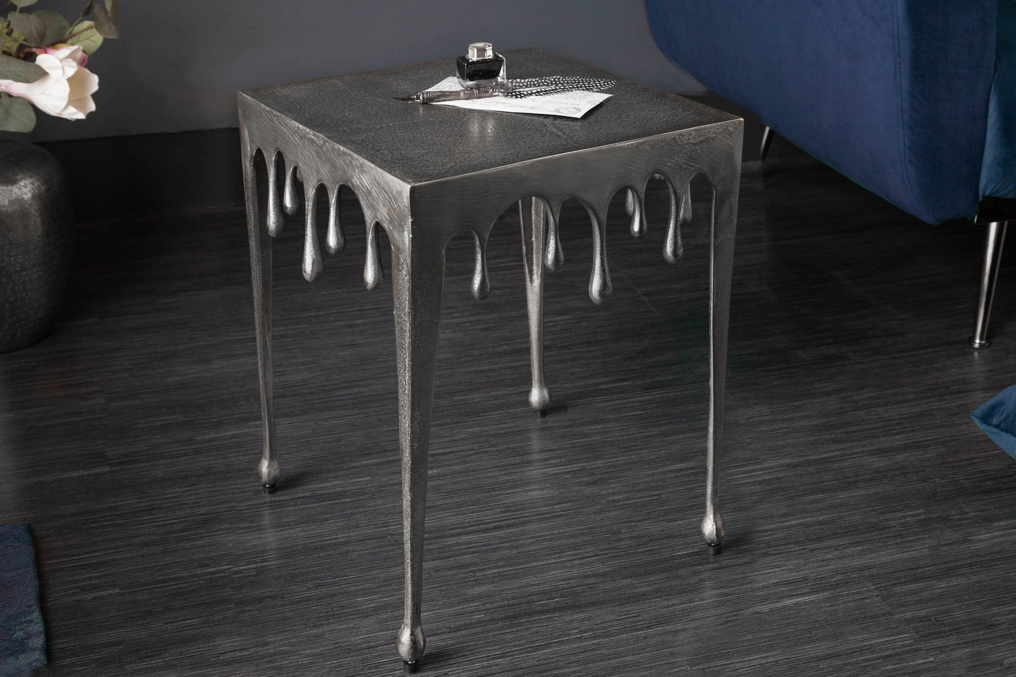 Invicta liquid line s ezüst alumínium lerakóasztal