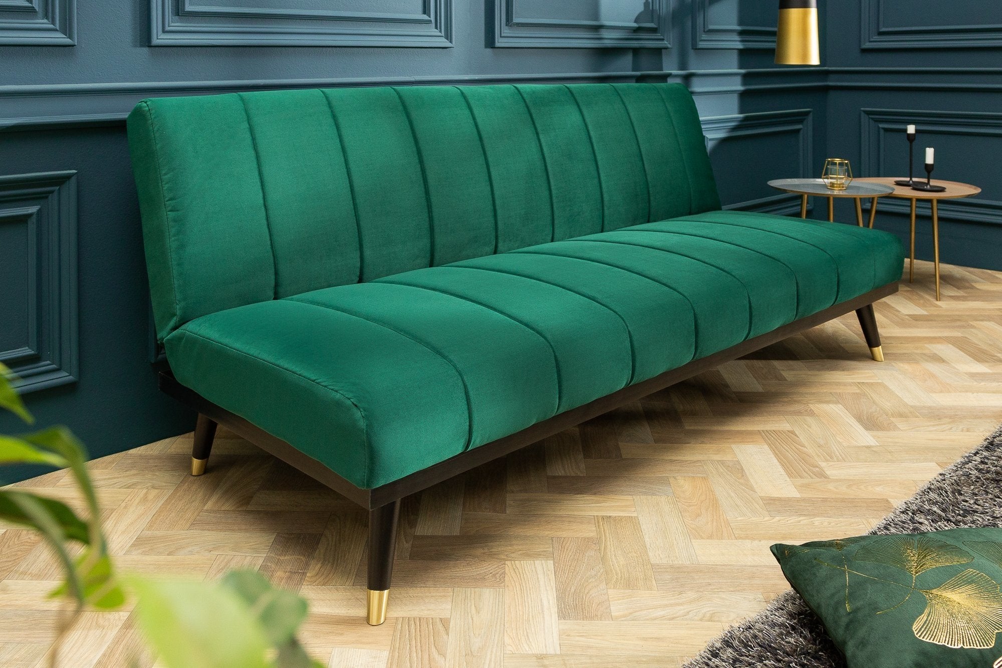 Invicta petit beaute zöld bársony kanapéágy