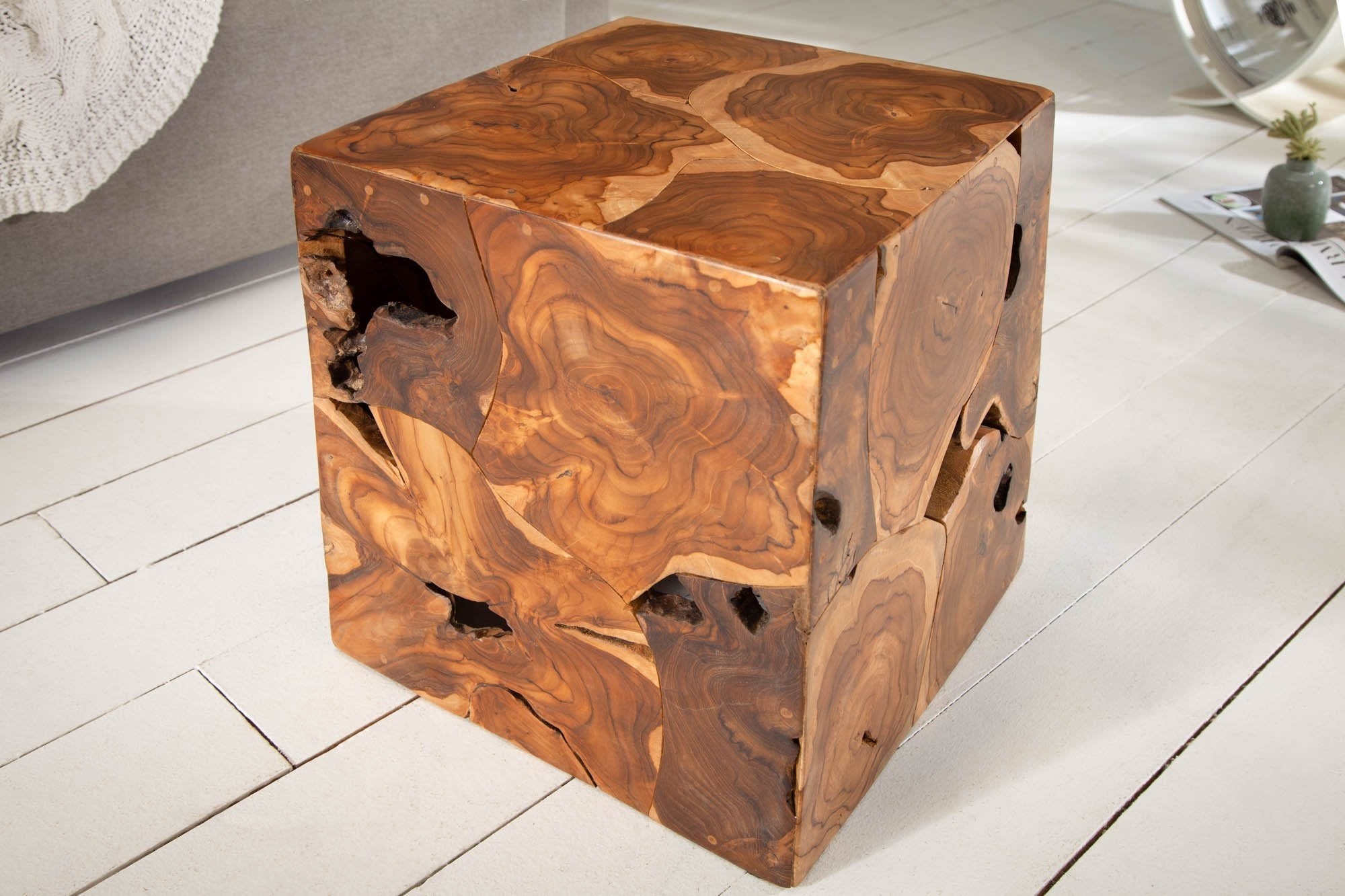 Invicta square barna tikfa lerakóasztal 40cm
