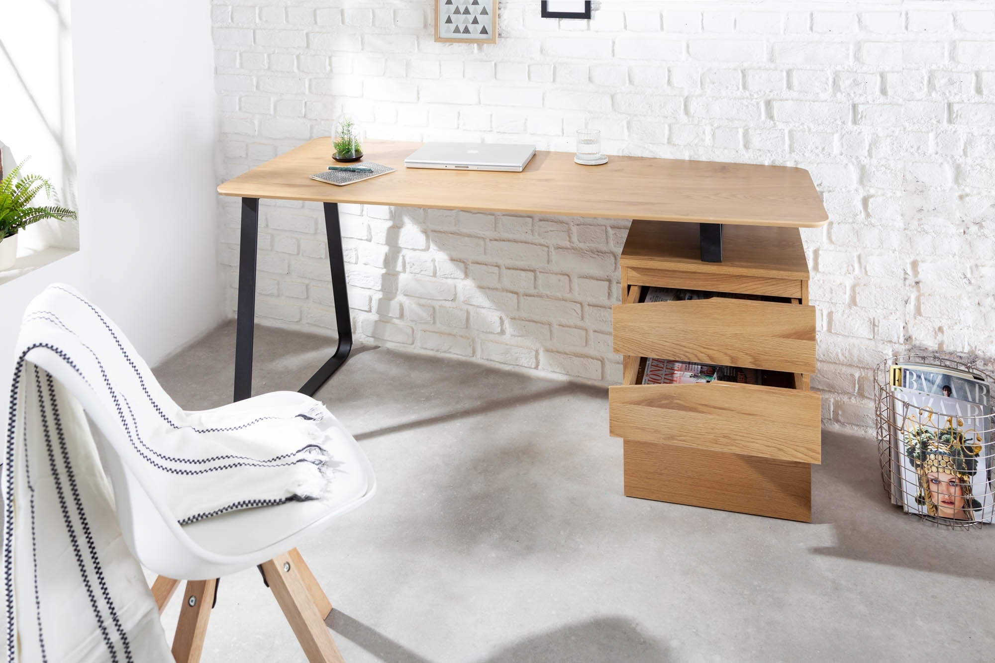 Invicta studio barna mdf íróasztal 160cm