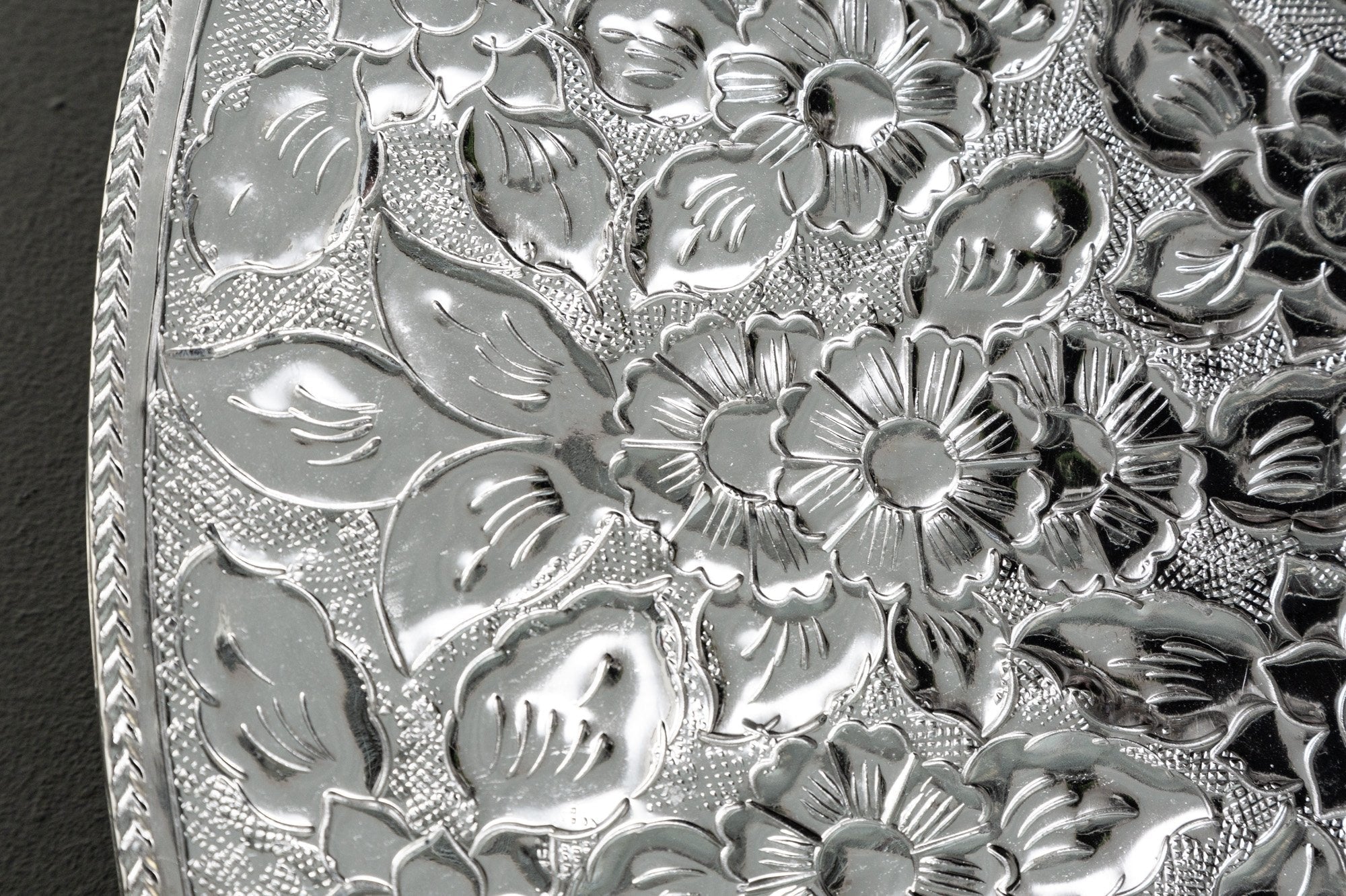 Invicta unique ezüst alumínium falitükör