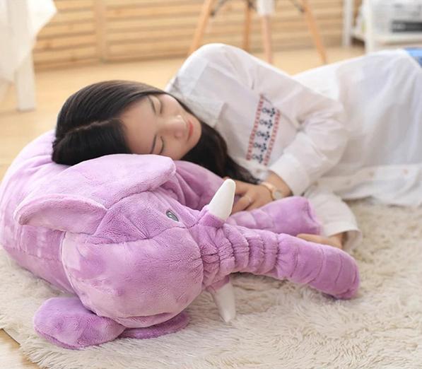 Adorable Peluche Elephant Pour Un Moment Chaleureux Et Majestueux Babyouf