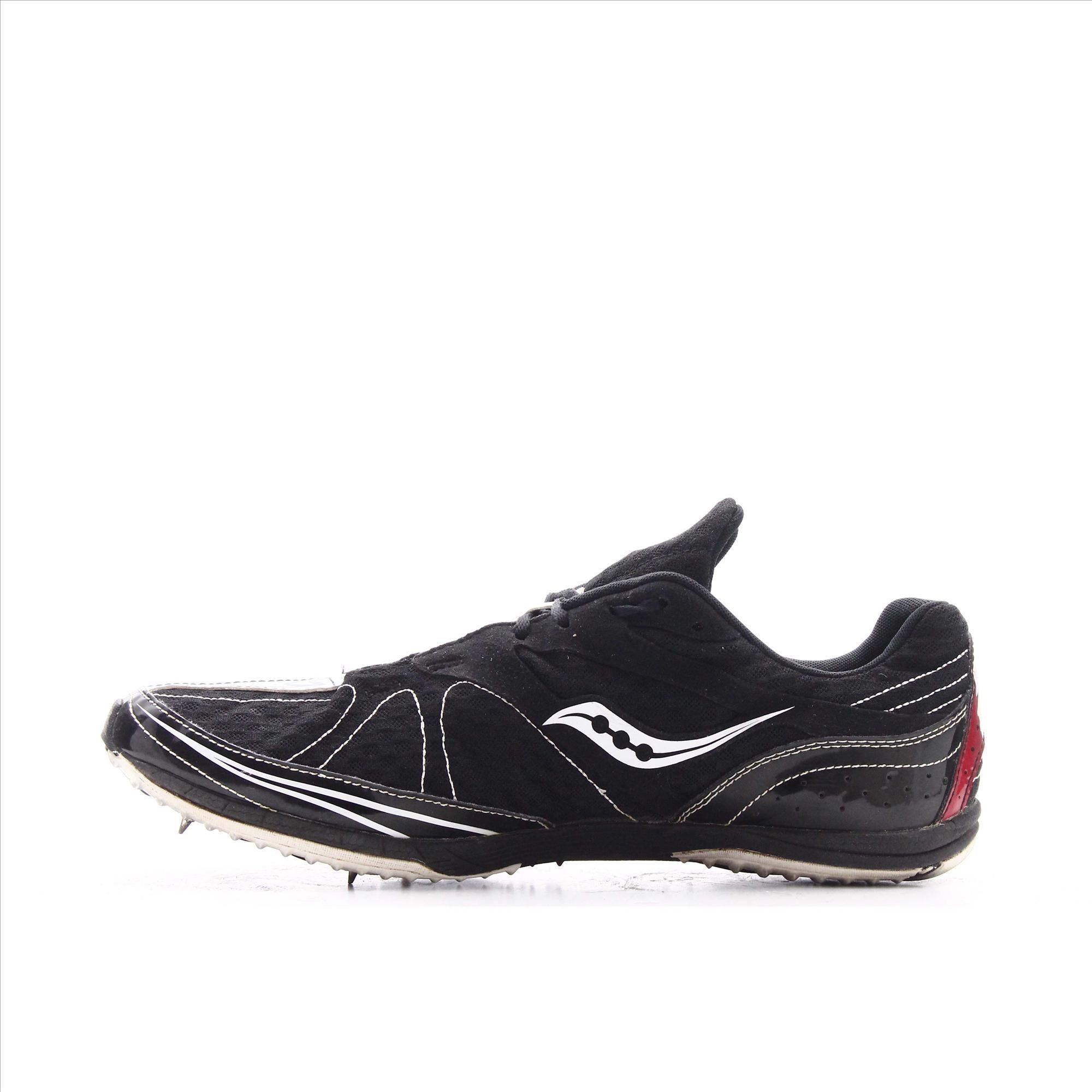 saucony shoes price in pakistan